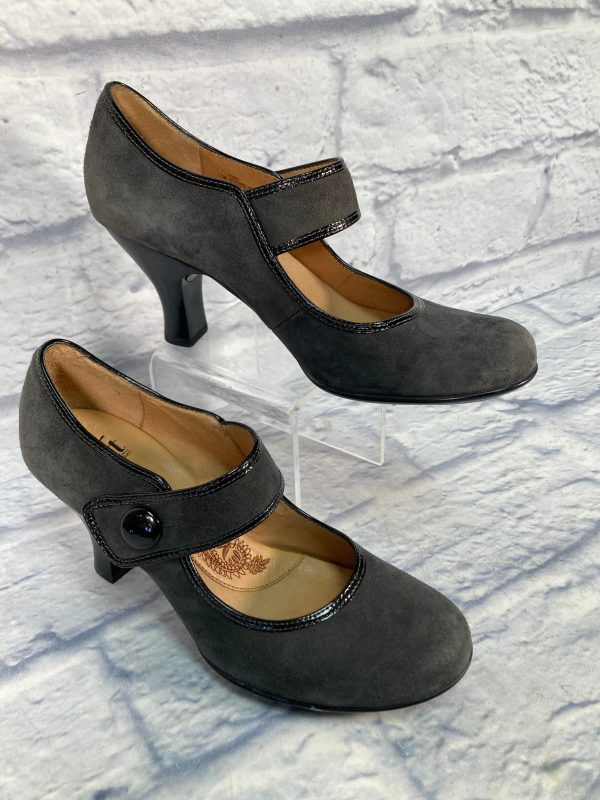 Shoes Heels Block By Sofft In Grey, Size: 7.5 For Sale - Image 2