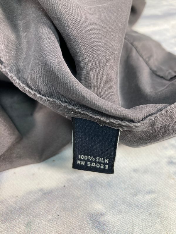 Blouse Sleeveless By Banana Republic In Grey, Size: M Online - Image 3